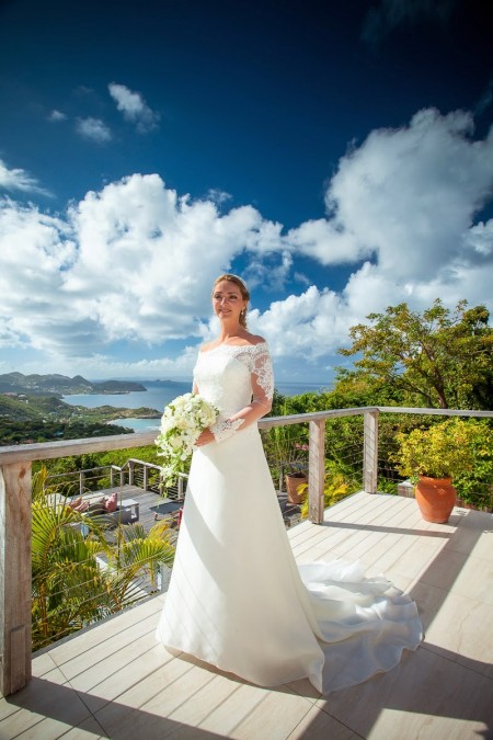The bride chose to stay at Villa Sky – What a view!