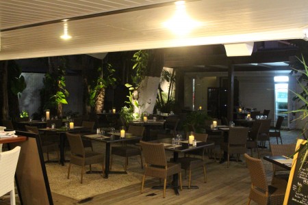 The ambience in the open-air dining room at Carpe Diem is delightful.